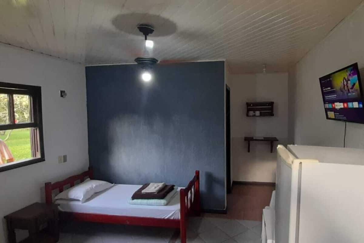 Economy Single Room | Free WiFi, bed sheets