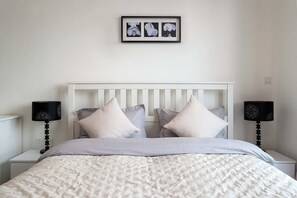 Appartement | 1 chambre, bureau, espace de travail pour ordinateurs portables