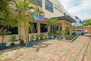 Front of property - OYO 92454 Griya Raharja Guest House Syariah (Klaten)