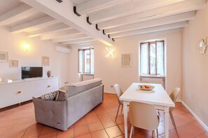 TV - App. Maison Dorèe (Desenzano del Garda)