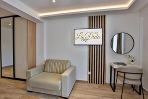 Classic Studio | Premium bedding, soundproofing, free WiFi, bed sheets - Villa La Vida (Lastva Grbaljska)