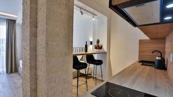 ํด๋์ ์คํ๋์ค | ์ ์ฉ ์ฃผ๋ฐฉ