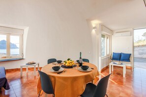 Dining - Villa Macari Fantastic Sea View (San Vito Lo Capo)
