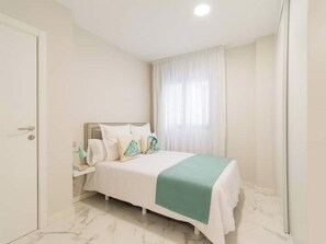 1 bedroom, in-room safe, iron/ironing board, travel cot