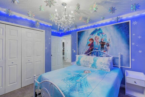 4 chambres, fer et planche à repasser, lit parapluie, Wi-Fi