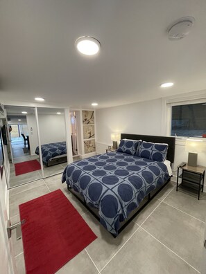 2 عدّة غرف نوم ومكتب ومكواة/لوح كي وواي فاي مجانًا