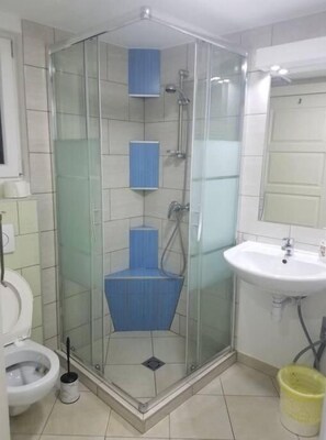 Hair dryer, towels, soap, toilet paper