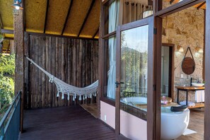 Panoramic Room | Terrace/patio