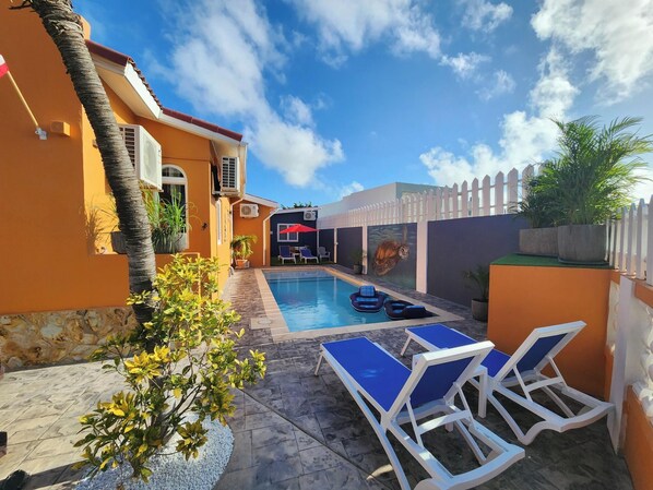 Alberca al aire libre