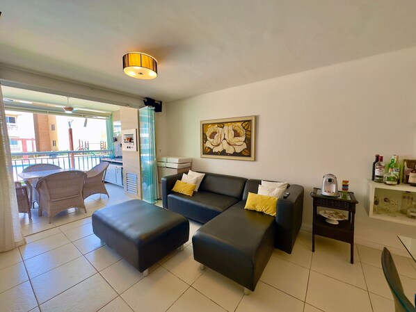 Comfort Apartment, Sea View, Ground Floor | Living area - TERRAMARIS RESORT APARTMENTS (Aquiraz)