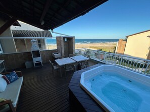 Apartment | Outdoor dining - TERRAMARIS RESORT APARTMENTS (Aquiraz)