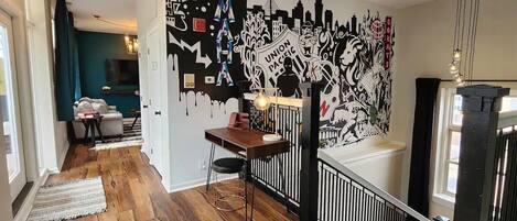 المنشأة من الداخل