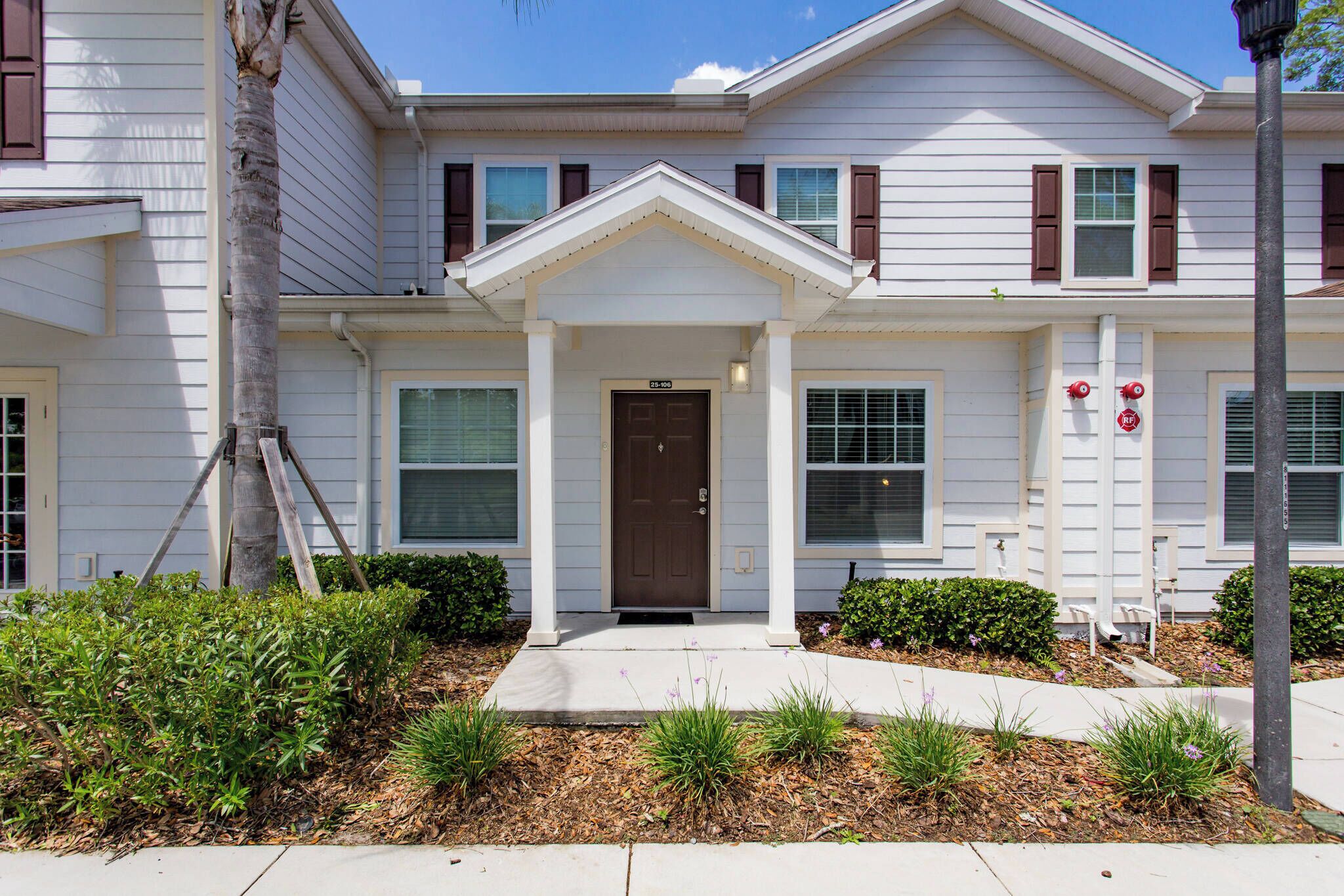 Amazing 3Bedrooms and 2Baths- 7 miles from Disney