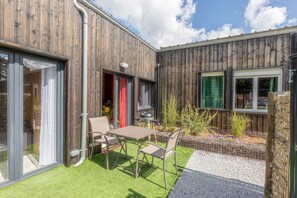 تناول الطعام بالخارج