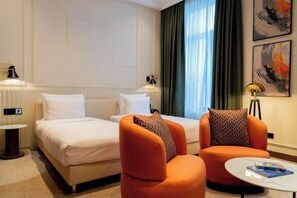 Cots/infant beds