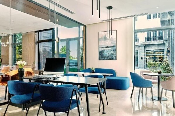 Interior - Crowne Plaza TASHKENT by IHG (Tashkent)