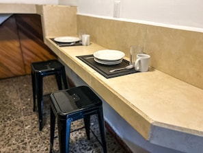Appartement Ăconomique, 1 chambre, accessible aux personnes Ă mobilitĂ© rĂ©duite | Coin cuisine privĂ© | Mini rĂ©frigĂ©rateur, micro-ondes, lave-vaisselle