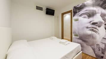 Classic Apartment | 2 bedrooms, premium bedding, down comforters, individually furnished