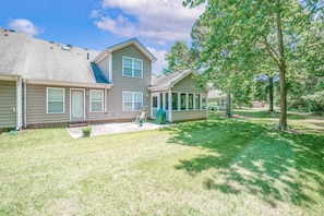 Exterior - Spacious 4BR Coastal Retreat in Bay Creek – Beach & Golf (Cape Charles)