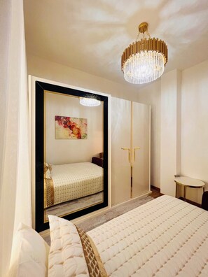 2 Schlafzimmer, Zimmersafe, Bügeleisen/Bügelbrett, kostenloses WLAN