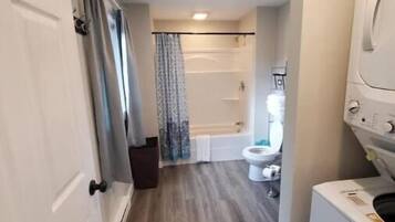 風筒、提供毛巾、番梘、洗頭水