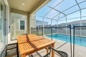 Beheizter Pool