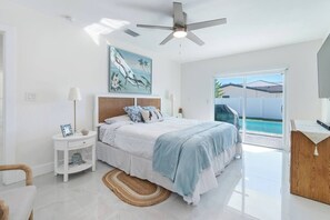 4 室のベッドルーム、旅行用ベビーベッド、WiFi (無料)、ベッドシーツ
