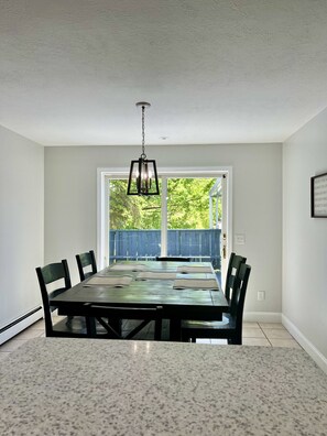 Dining - GOTL Winery Mansion- Sunset Vacation Rentals (Geneva)