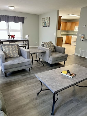 TV - Seascape Townhome #69- Sunset Vacation Rentals (Geneva)