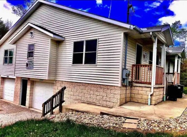 Exterior - Seascape Townhome #69- Sunset Vacation Rentals (Geneva)