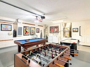 Spielezimmer