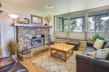 New Meadows Vacation Rental | 1BR | 1BA | 720 Sq Ft | Stairs Required