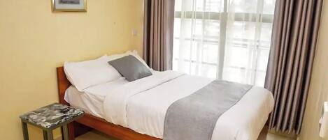 2 bedrooms, WiFi, bed sheets