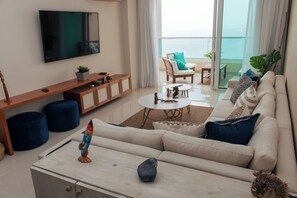 Smart TV - Luxurious Ocean Front 19th Floor 3 Bed Apartment (Playa Juan Dolio)