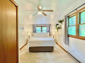 3 bedrooms, iron/ironing board, travel crib, free WiFi