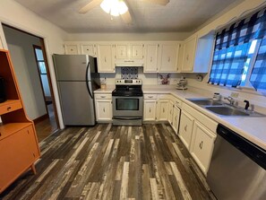 Microwave, oven, stovetop, dishwasher