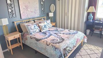2 bedrooms, WiFi (free), bed sheets