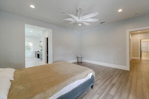 4 間睡房、免費 Wi-Fi、床單