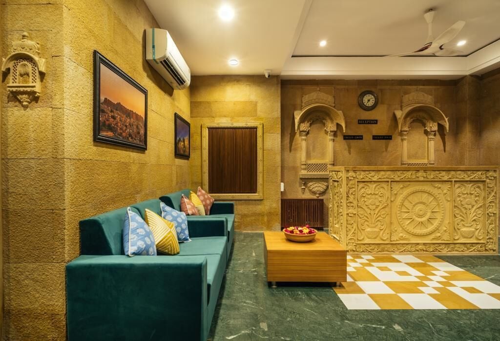 Mặt tiền nơi lưu trú