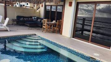 Outdoor pool, a heated pool