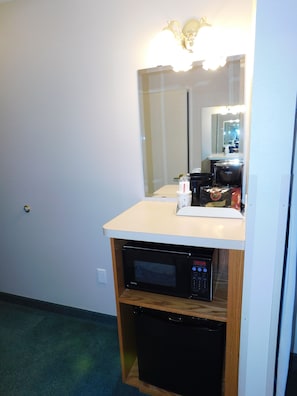 1 bedroom, blackout curtains, iron/ironing board, free WiFi