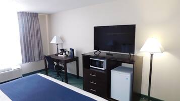 Habitación estándar, con acceso para personas discapacitadas | Cortinas blackout, tabla de planchar con plancha y wifi gratis