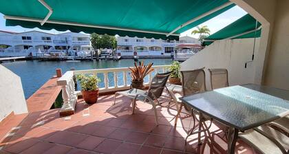 Nice and Spacious Villa located in the Beautiful Jolly Harbour area.