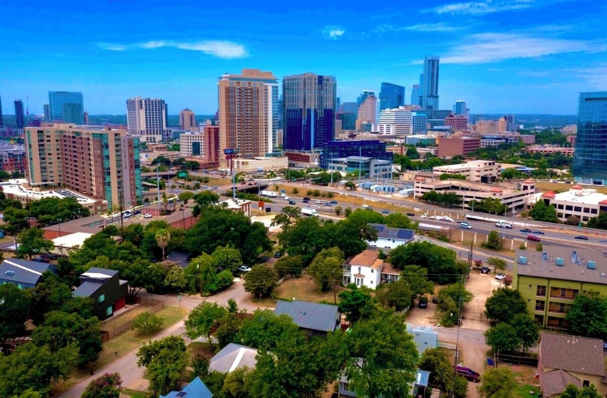 Photo 23 of LUXE Spacious Downtown Retreat; SwimSpa; BBQ&FreeParking; Steps2 Moody&UT&6th St