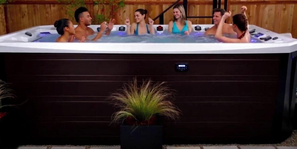 Photo 21 of LUXE Spacious Downtown Retreat; SwimSpa; BBQ&FreeParking; Steps2 Moody&UT&6th St