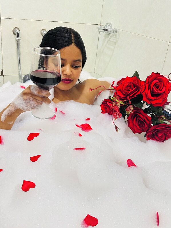 Ropa de cama hipoalergénica y minibar