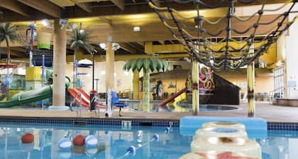 PRIME LOCATION AT BRIDGES BAY RESORT!!!