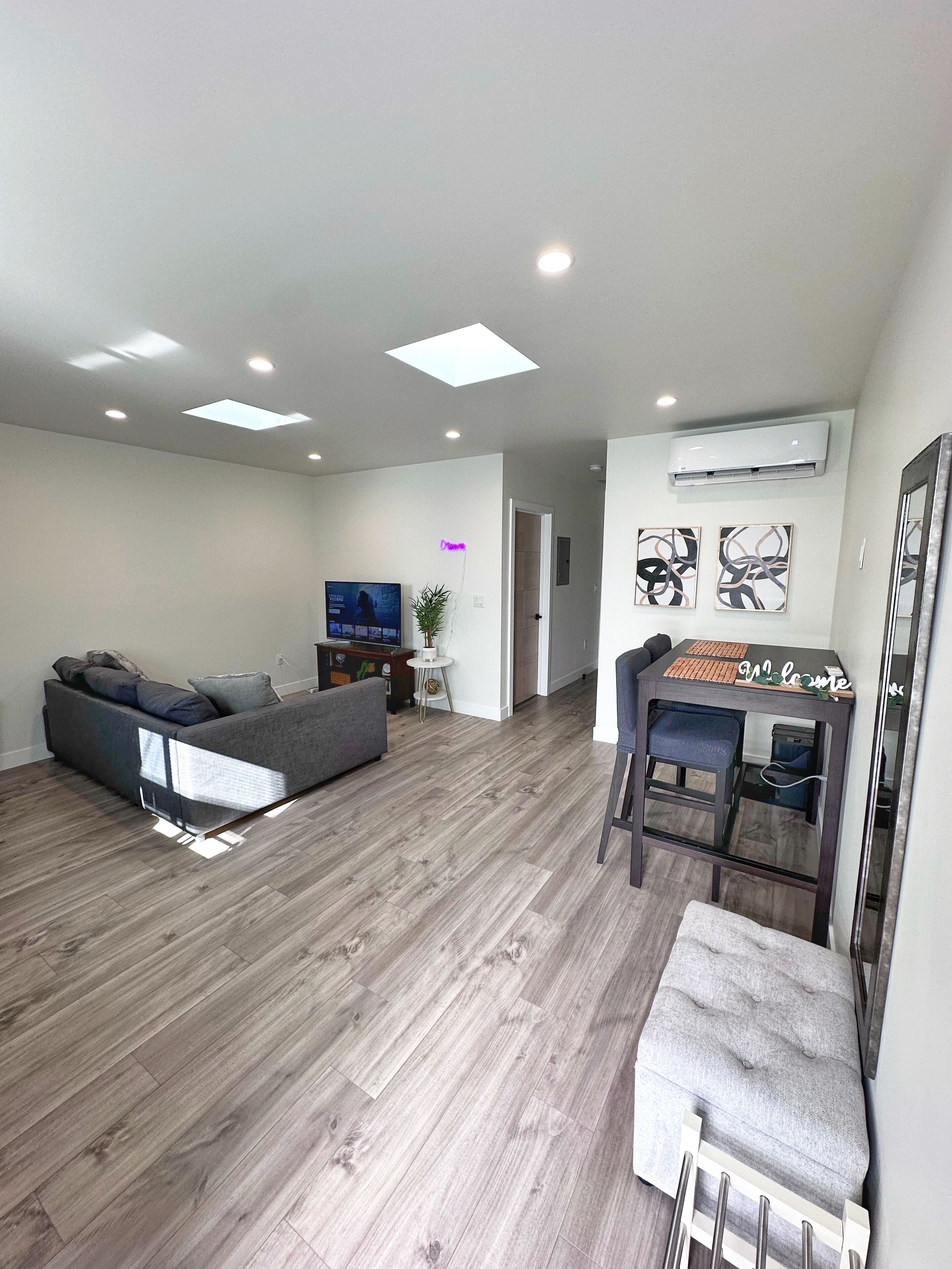 Gorgeous 1Bedroom 1bath house in Los Angeles