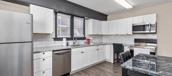 The Lewis & Clark Hangout