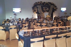 قاعة الولائم والاحتفالات